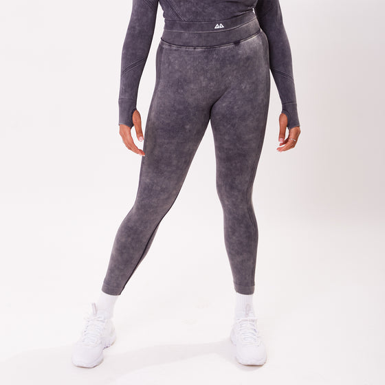 The 'Energy’ Seamless Scrunch Leggings - Washed Onyx